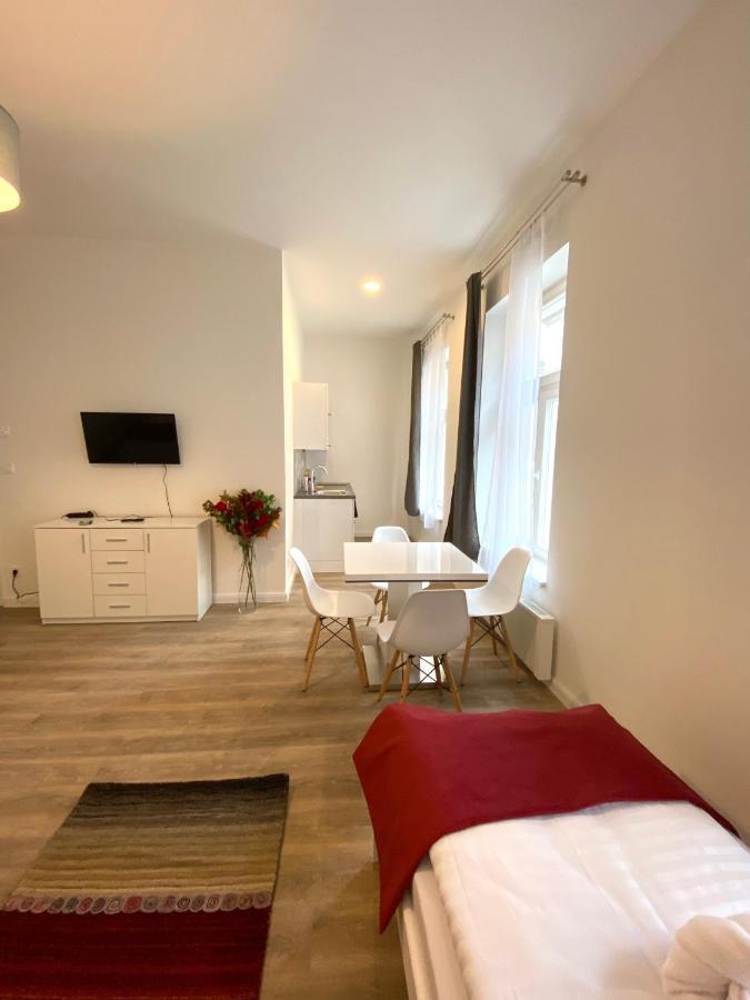 Residence Petrska New Town Прага Екстер'єр фото